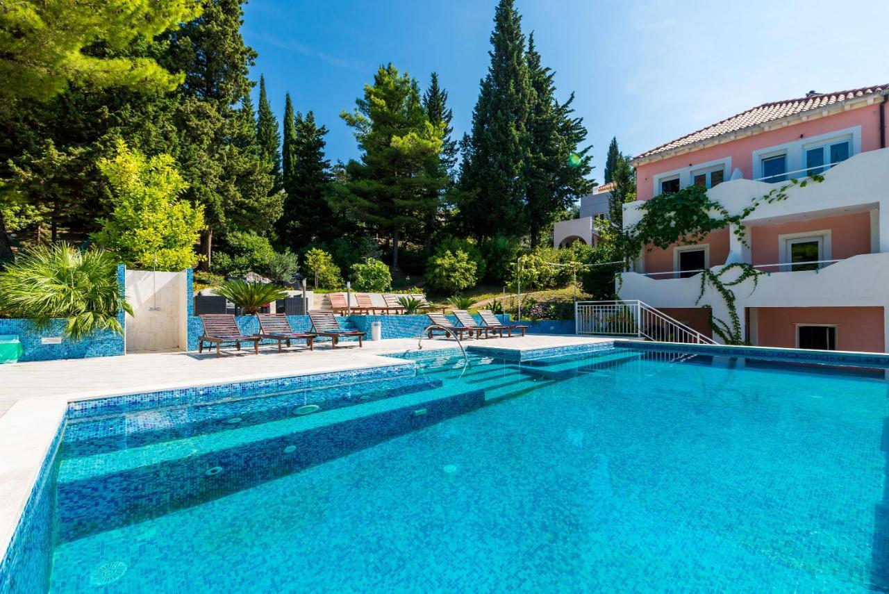 Villa Brasina ムリニ エクステリア 写真